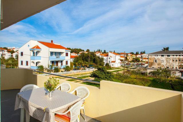 Apartments Maco Petrcane Rum bild